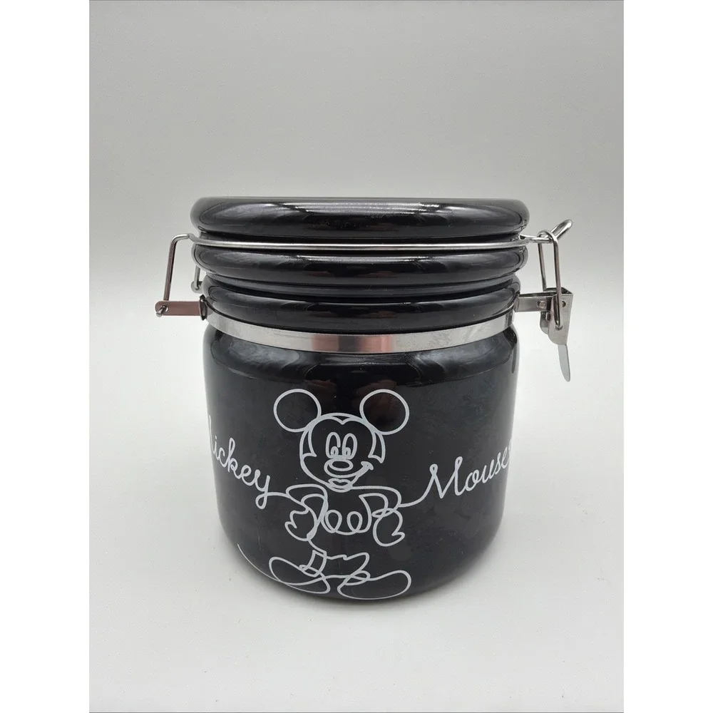 Disney  Mickey Mouse Sketch 5.25